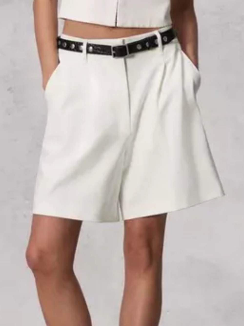 NEW rag & bone White Linen Shorts.  Lined.  Iris Kai   Size 6.  NWOT